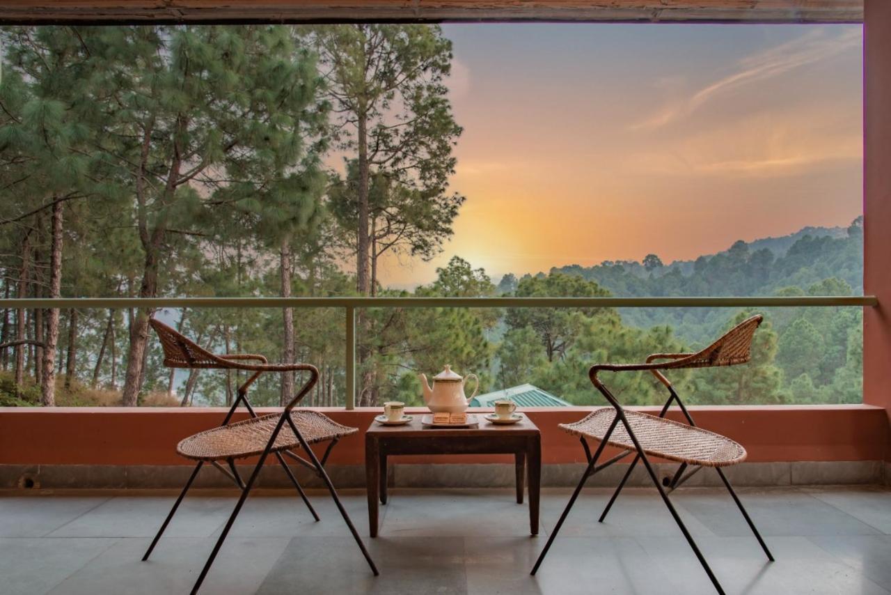 Western Edge Kasauli !Lawn! Bonfire! Peace! Pvt Villa ! Exterior foto